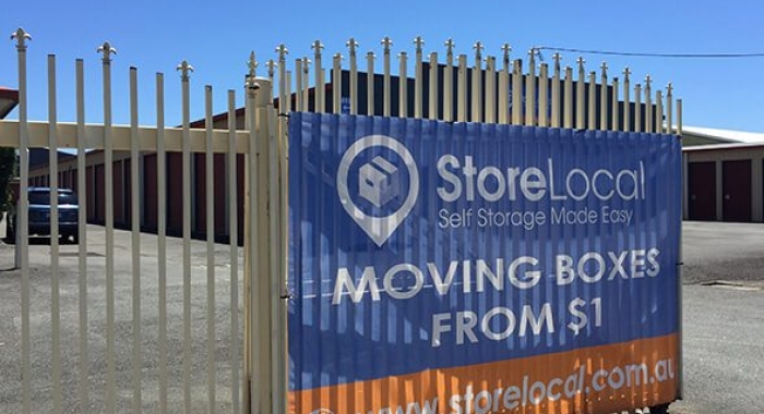 StoreLocal Tweed Heads | Moving boxes from $1 sign